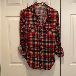 Women’s button up shirt